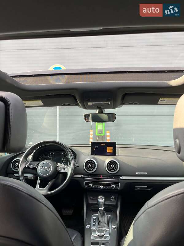 Хэтчбек Audi A3 2016 в Харькове