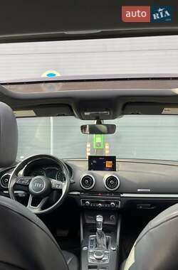 Хэтчбек Audi A3 2016 в 