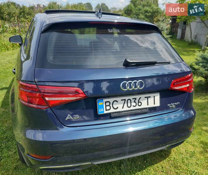 Хэтчбек Audi A3 2017 в Львове