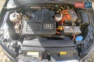 Хэтчбек Audi A3 2017 в 