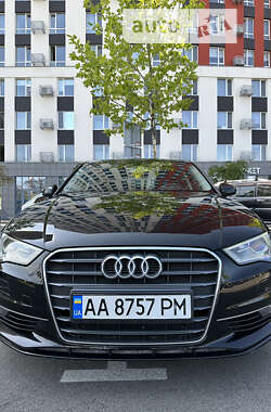 Седан Audi A3 2015 в Киеве