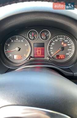 Хэтчбек Audi A3 2005 в 