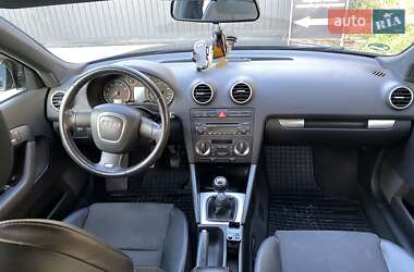 Хэтчбек Audi A3 2005 в 