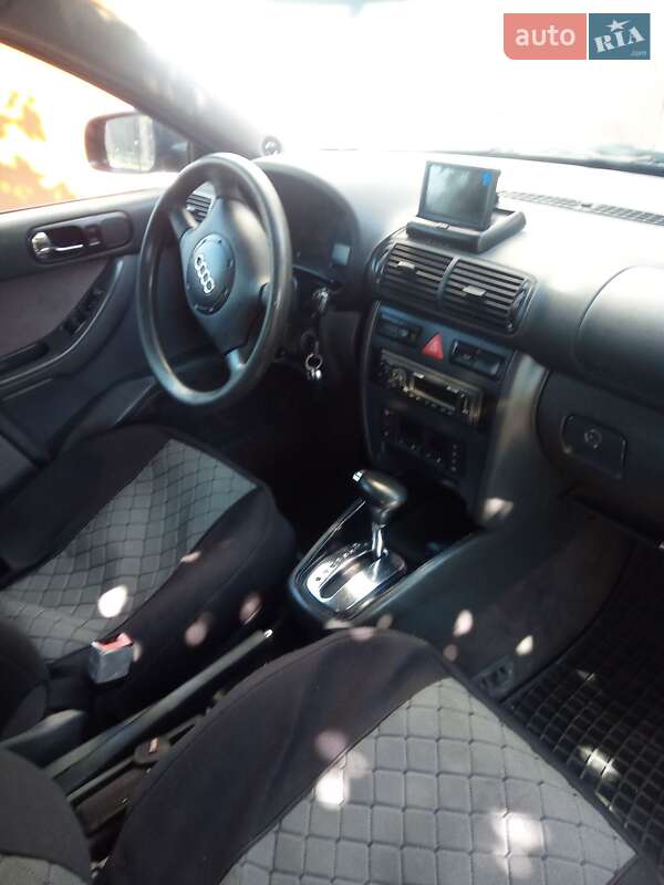 Хэтчбек Audi A3 2000 в Ивано-Франковске