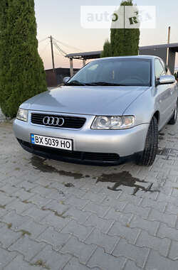 Хэтчбек Audi A3 2002 в Хотине