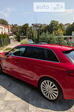 Хэтчбек Audi A3 2016 в Хмельницком