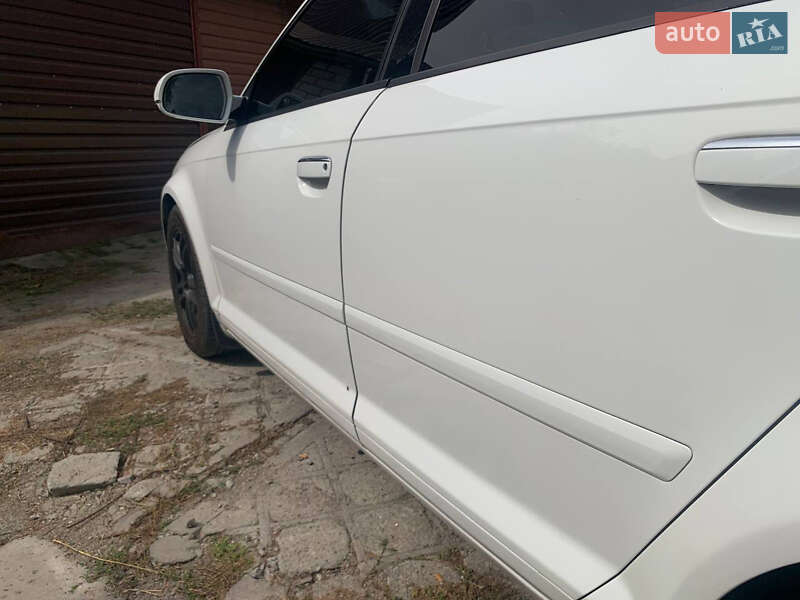 Хетчбек Audi A3 2012 в Києві