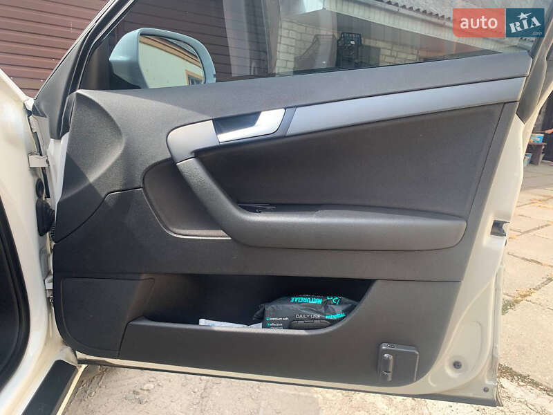 Хетчбек Audi A3 2012 в Києві