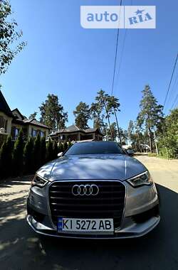 Седан Audi A3 2016 в Киеве