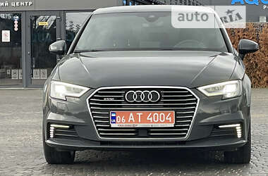 Хэтчбек Audi A3 2020 в 