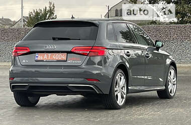 Хэтчбек Audi A3 2020 в 