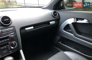 Хетчбек Audi A3 2006 в 