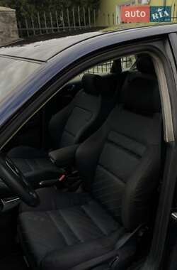 Хэтчбек Audi A3 2002 в 