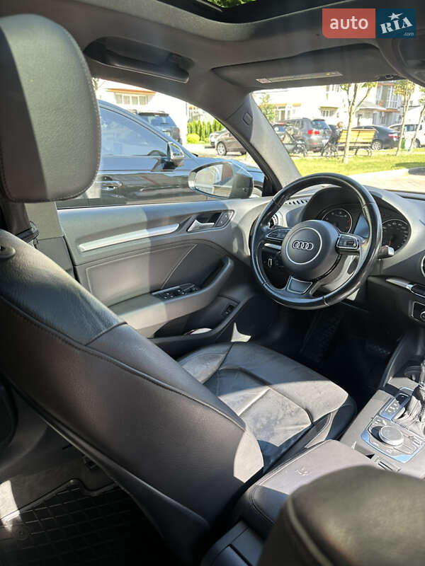 Седан Audi A3 2014 в Киеве