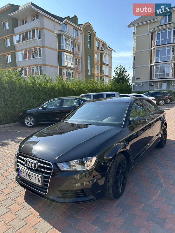 Седан Audi A3 2014 в Киеве