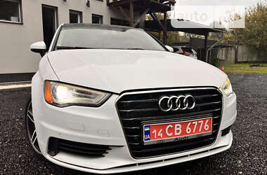 Седан Audi A3 2015 в Львові