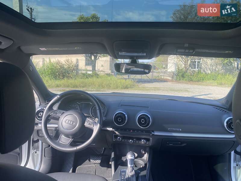 Хетчбек Audi A3 2015 в Мукачевому