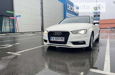 Седан Audi A3 2015 в Киеве