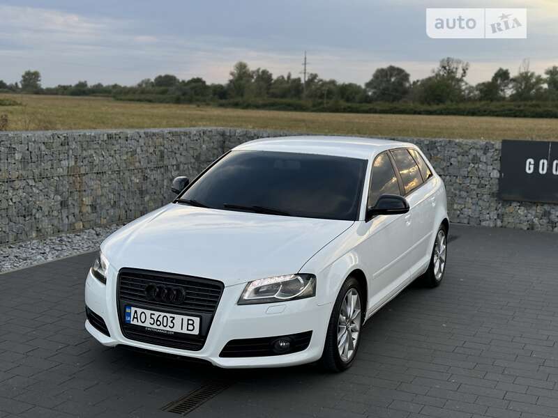 Хетчбек Audi A3 2009 в Мукачевому