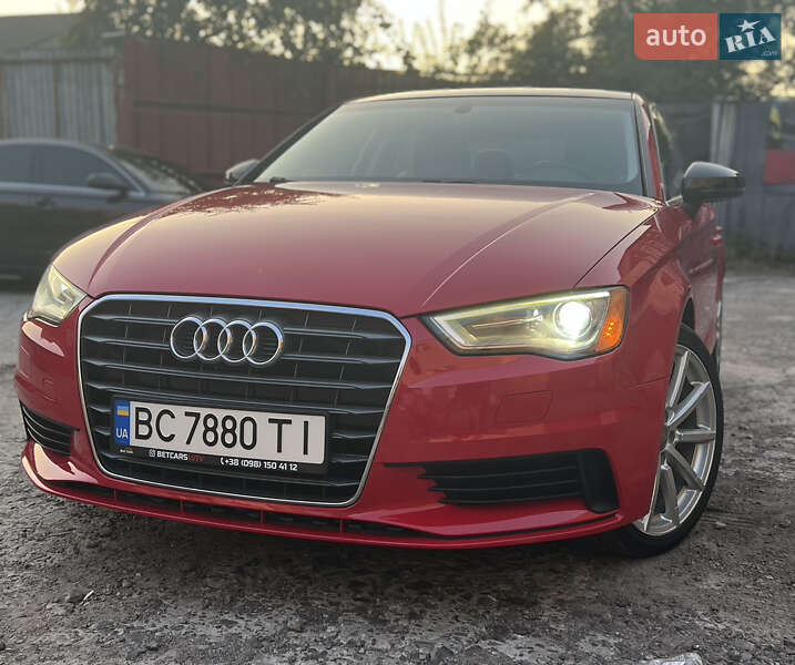 Седан Audi A3 2014 в Львове