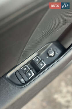 Седан Audi A3 2014 в 