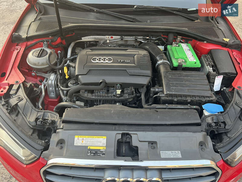 Седан Audi A3 2014 в Львове