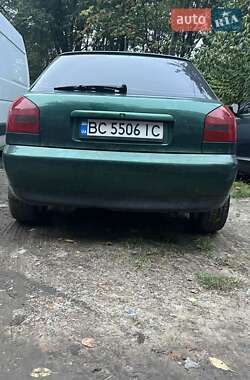 Хэтчбек Audi A3 1998 в 