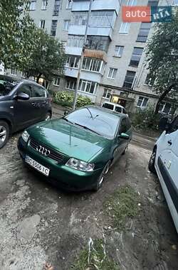 Хэтчбек Audi A3 1998 в 