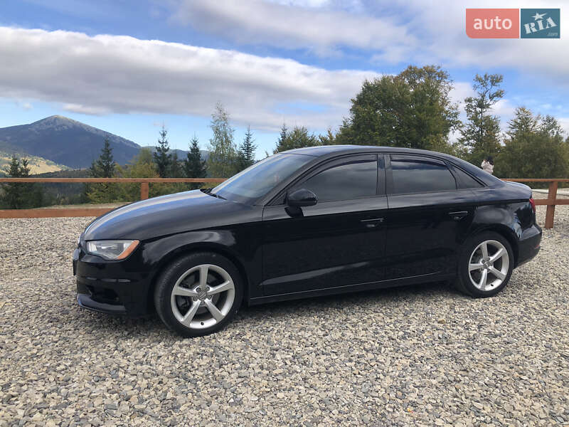 Седан Audi A3 2014 в Дрогобыче
