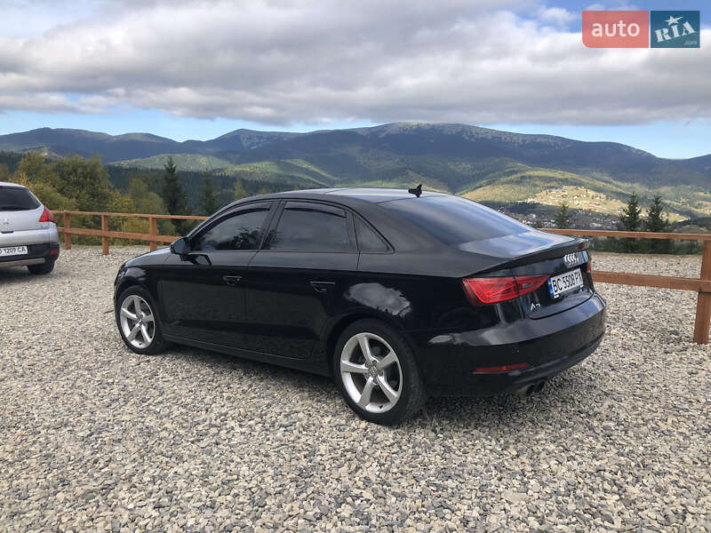Седан Audi A3 2014 в Дрогобыче