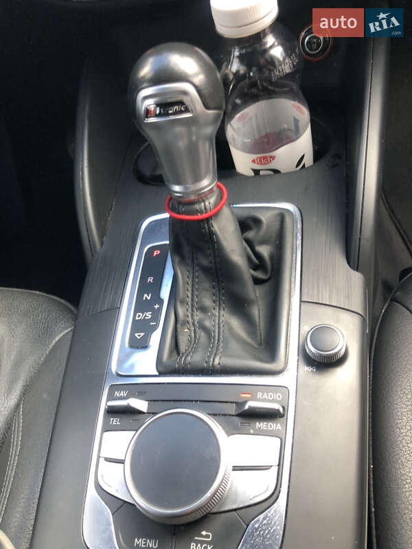 Седан Audi A3 2014 в Дрогобыче