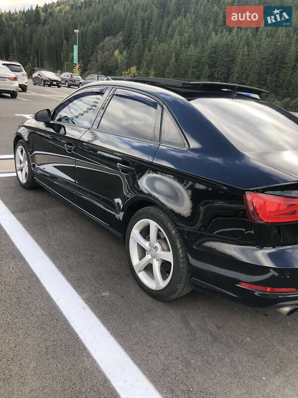 Седан Audi A3 2014 в Дрогобыче