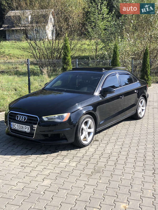Седан Audi A3 2014 в Дрогобыче