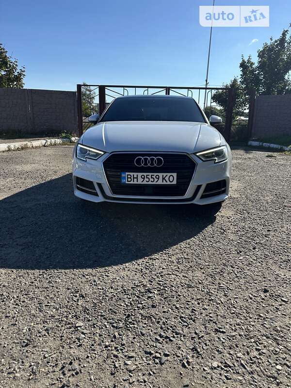 Седан Audi A3 2020 в Подільську