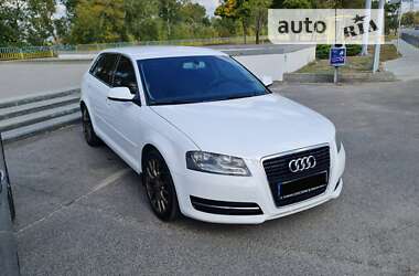 Хэтчбек Audi A3 2012 в Днепре