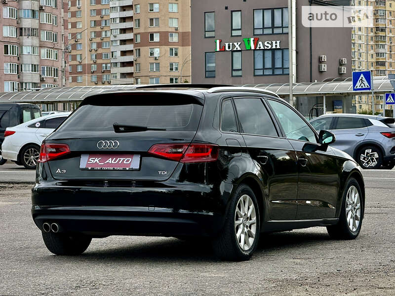 Хэтчбек Audi A3 2016 в Киеве