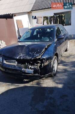 Хэтчбек Audi A3 1999 в 