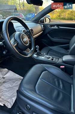 Седан Audi A3 2016 в 