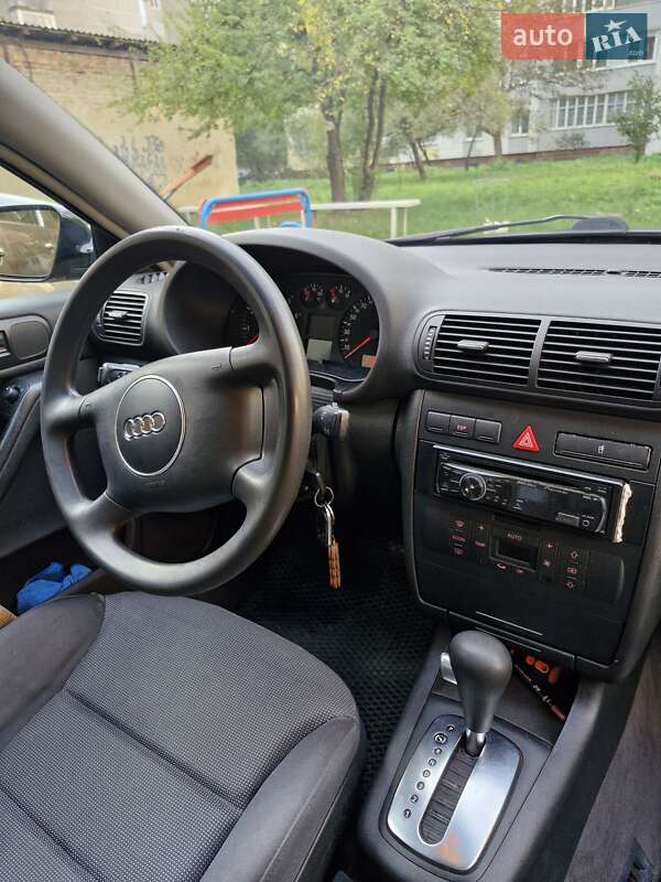 Хэтчбек Audi A3 2002 в Коломые