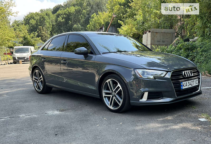 Седан Audi A3 2017 в Києві