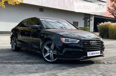 Седан Audi A3 2016 в Киеве