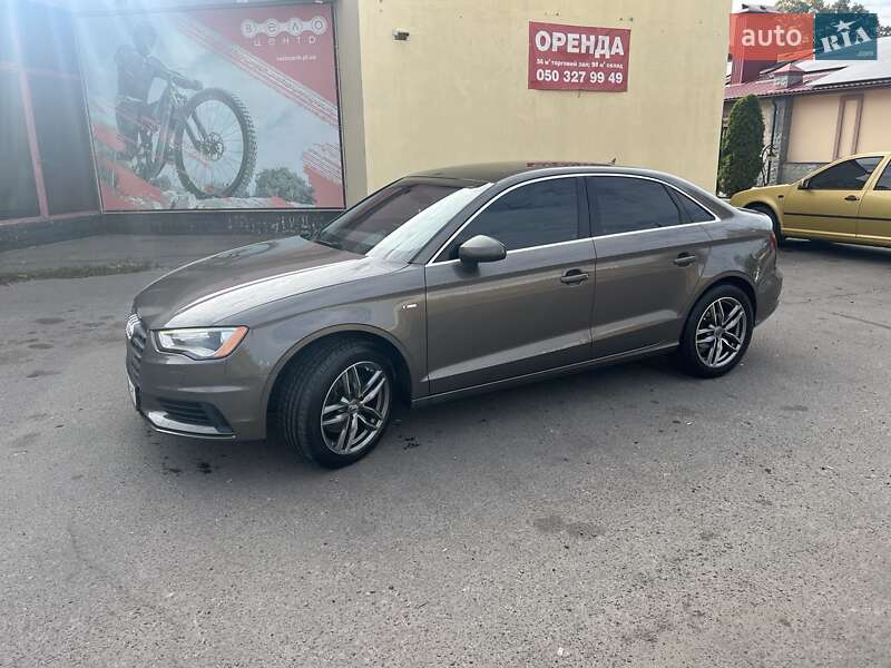 Седан Audi A3 2014 в Полтаве