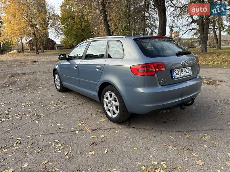 Хэтчбек Audi A3 2009 в Лебедине