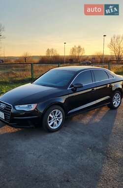 Седан Audi A3 2015 в Львове