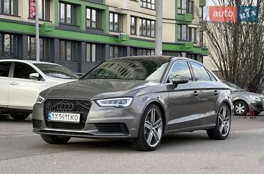 Седан Audi A3 2014 в Киеве