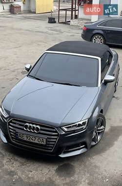Кабриолет Audi A3 2015 в 