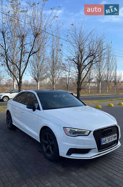 Седан Audi A3 2015 в Каменском