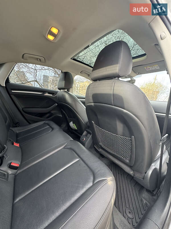 Седан Audi A3 2016 в Івано-Франківську