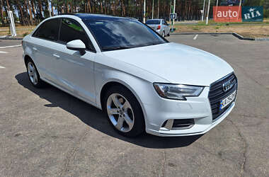 Седан Audi A3 2017 в Киеве