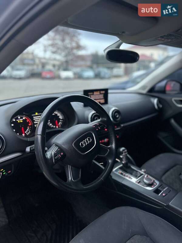 Седан Audi A3 2013 в Одесі